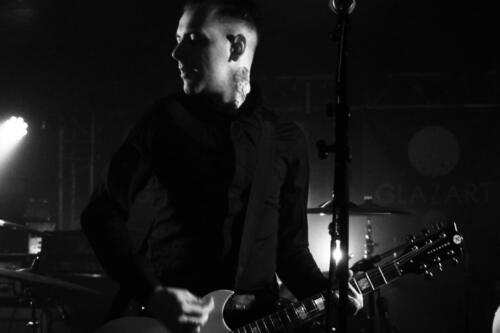 Sinner Sinners - Le Glazart