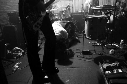 The Gluts - Le Supersonic