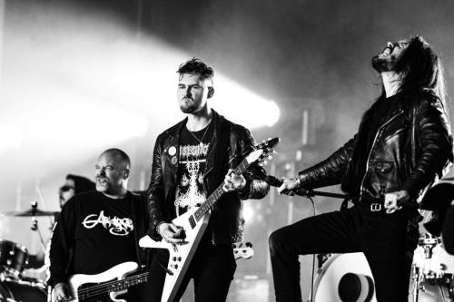 Regarde Les Hommes Tomber vs Hangman's Chair - Hellfest