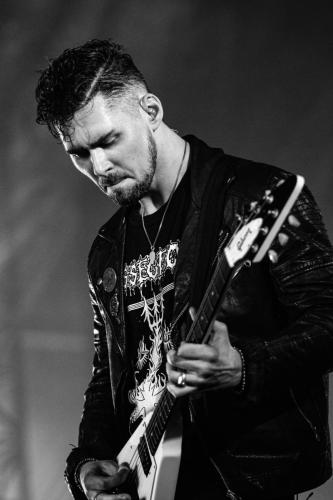 Regarde Les Hommes Tomber vs Hangman's Chair - Hellfest