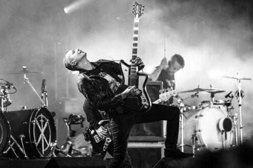 Regarde Les Hommes Tomber vs Hangman's Chair - Hellfest